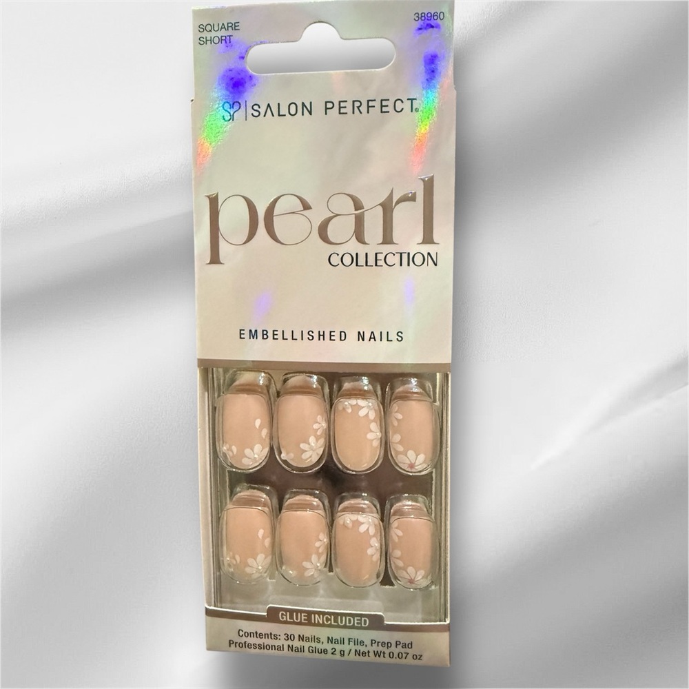 Salon Perfect Pearl Collection Embellished Nails Square Short New